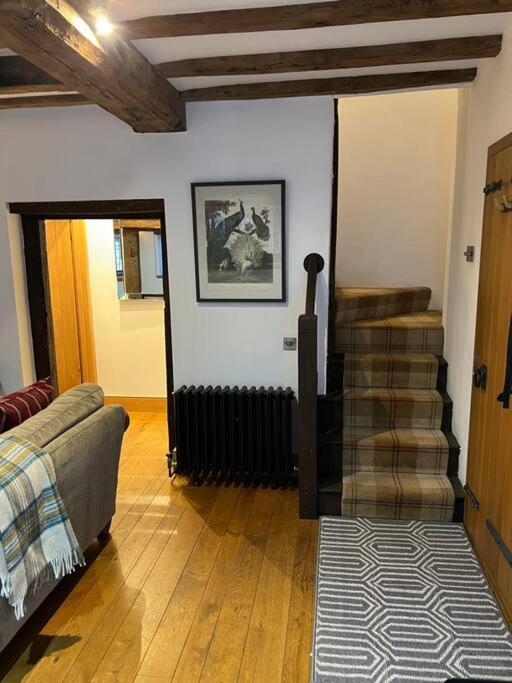 The Horners - Log Burner, Cheshire Village, Parking, Walks, Aga, Dogs Prestbury  Exterior photo