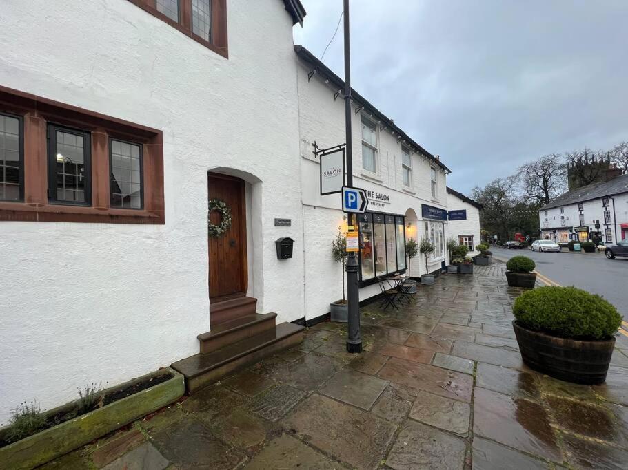The Horners - Log Burner, Cheshire Village, Parking, Walks, Aga, Dogs Prestbury  Exterior photo